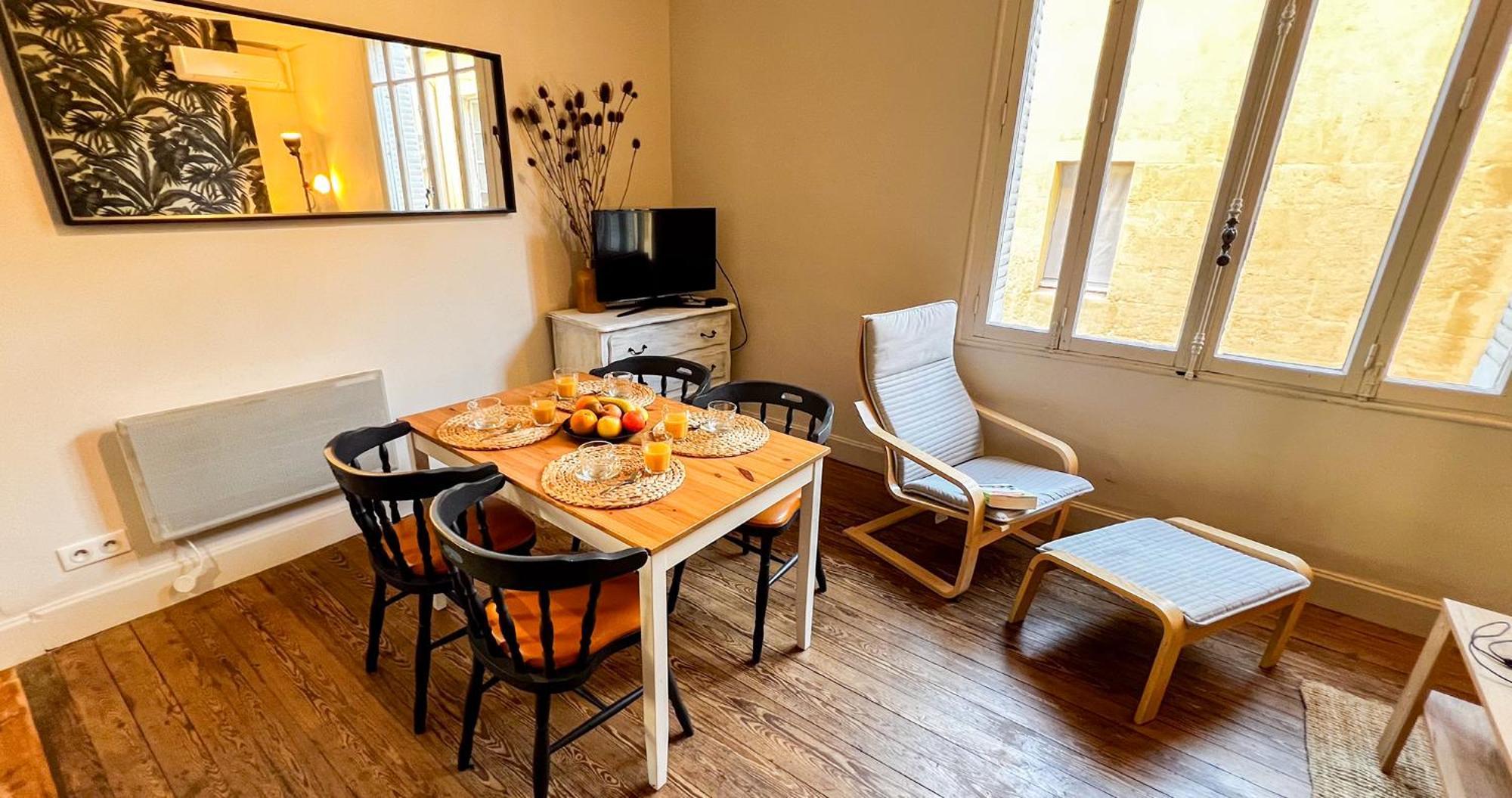 Ac - Private Exterior - Au Pied Du Palais Des Papes! Apartment Avignon Bagian luar foto