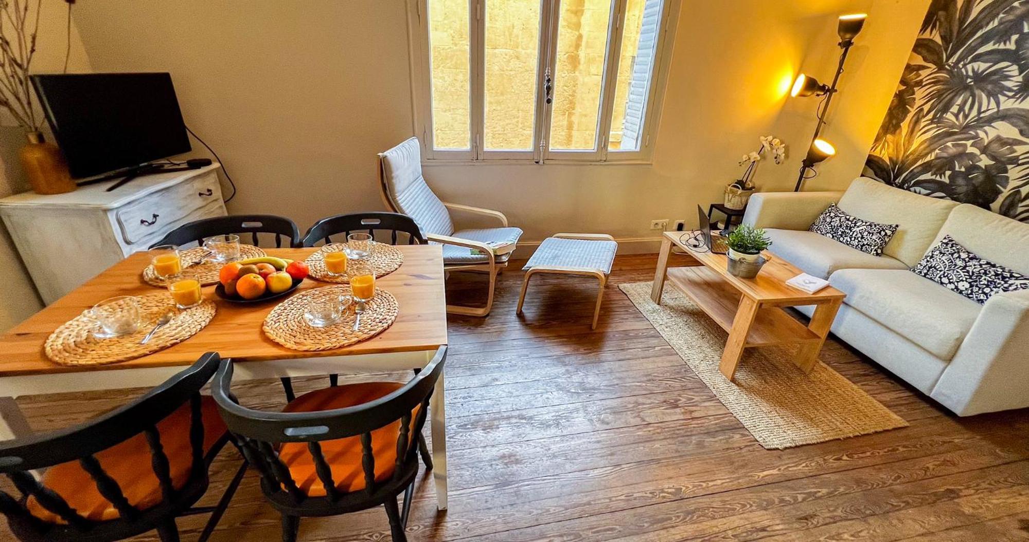 Ac - Private Exterior - Au Pied Du Palais Des Papes! Apartment Avignon Bagian luar foto